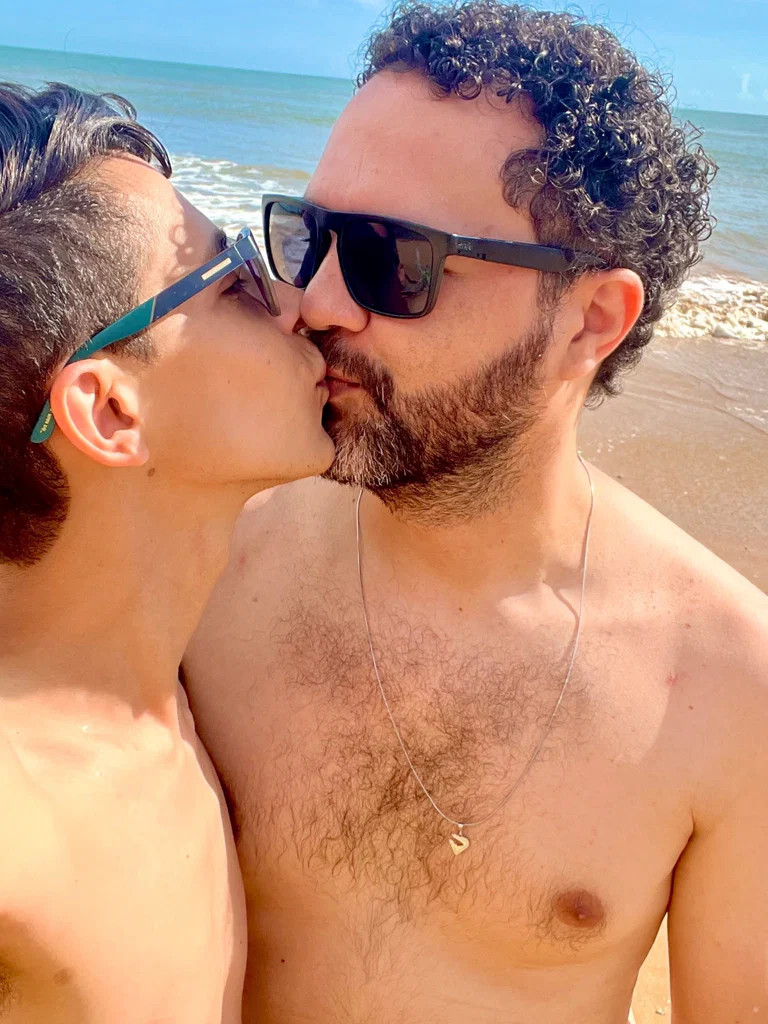 Gay Hot Couple 🌶's avatar