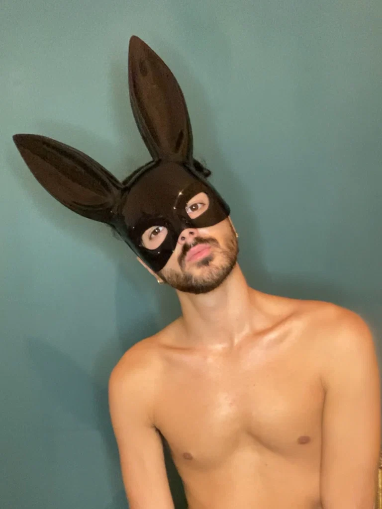 BUNNY 🧦🍑