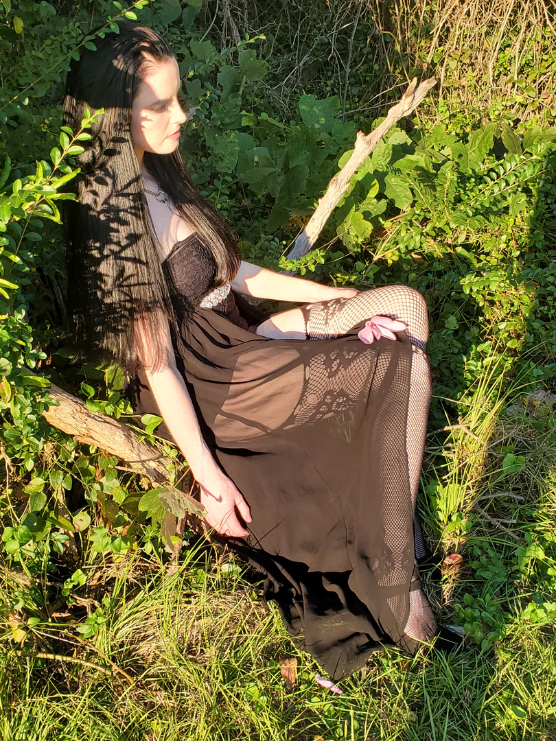 Morticia profile banner