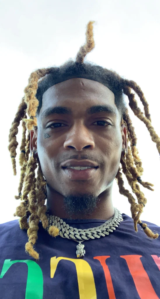 CERTIFIED 🌹 UberMeats™️'s avatar