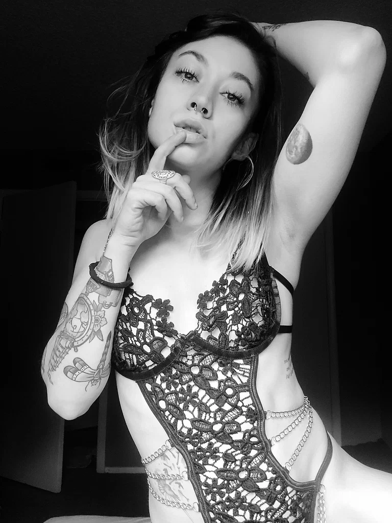 Tj Mariee