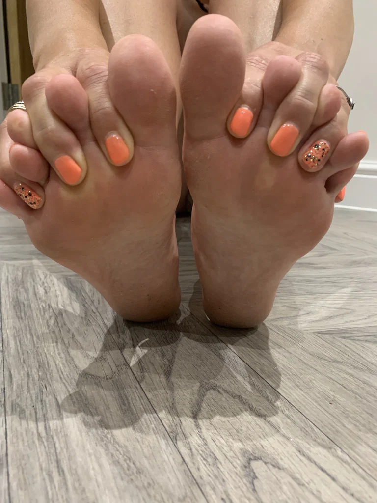 Thumbelina_toes_25's avatar