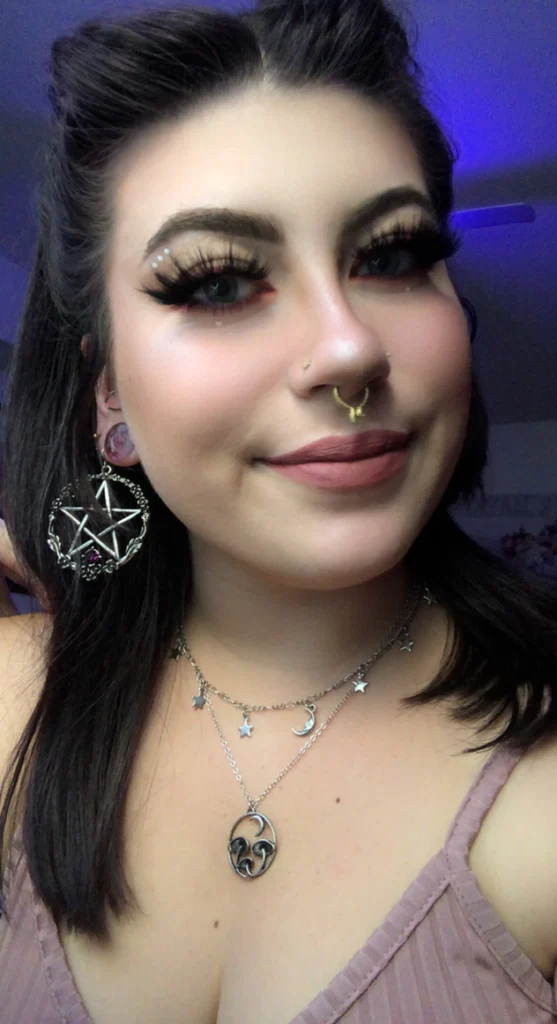 Lavender baby 🔮🫦's avatar