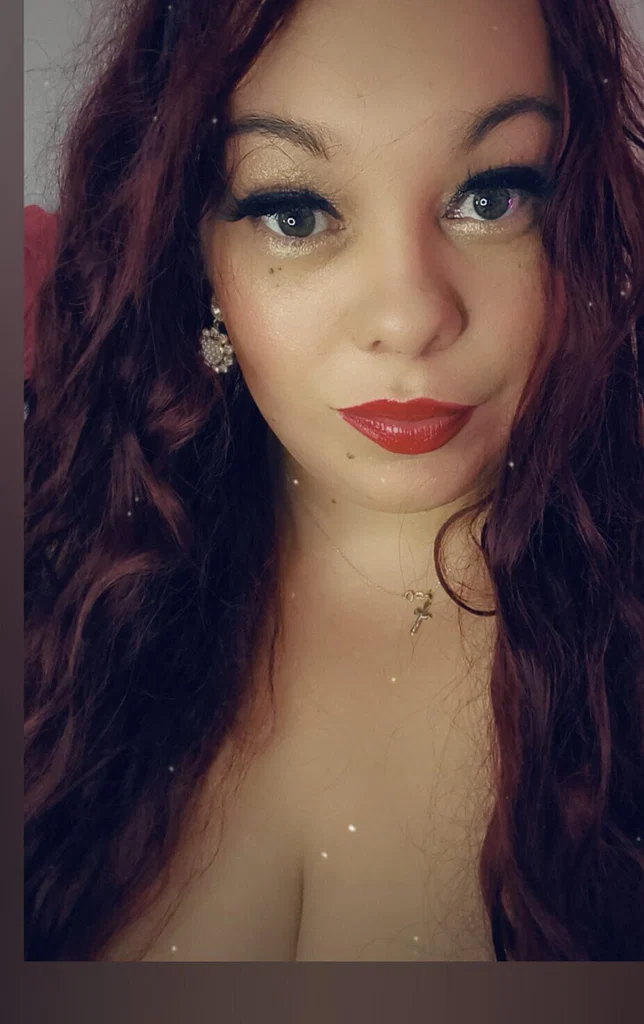 DollCandyX 👑's avatar