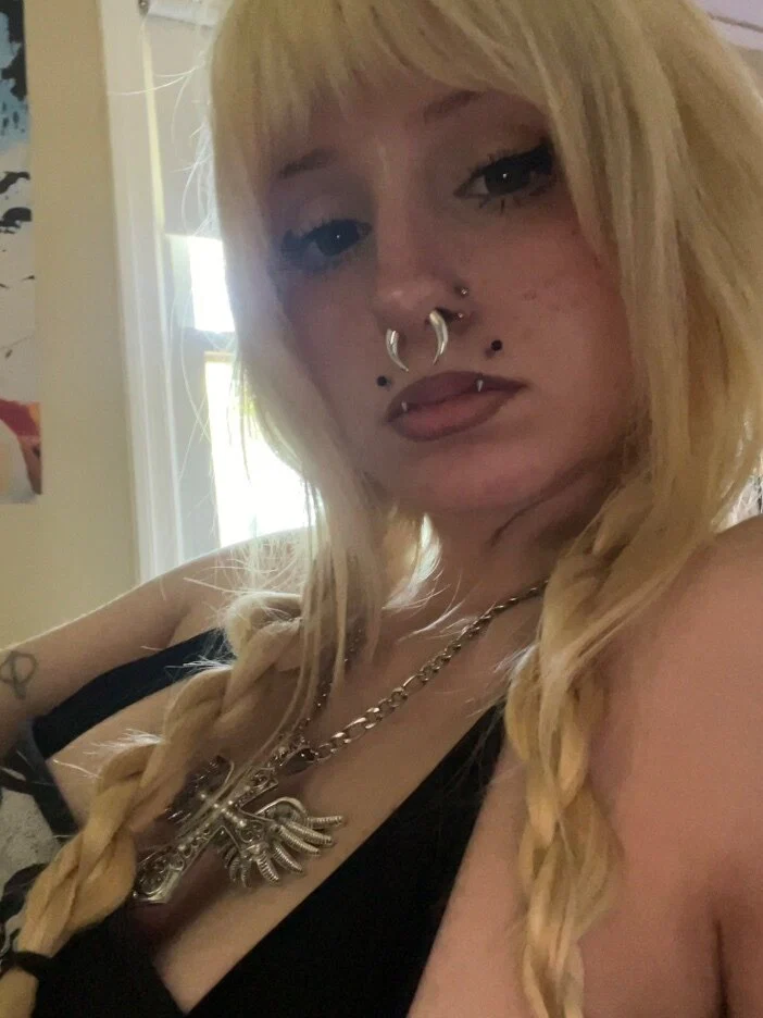 FLESHWIFE's avatar