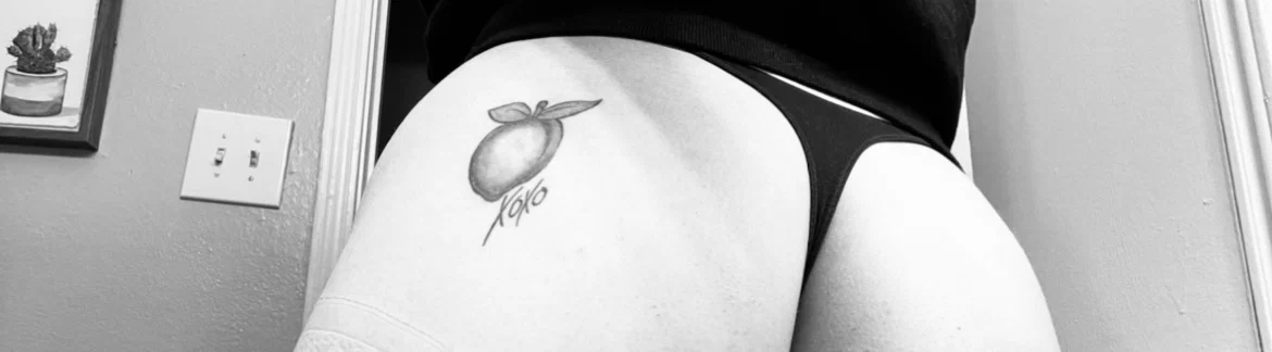 Peaches profile banner
