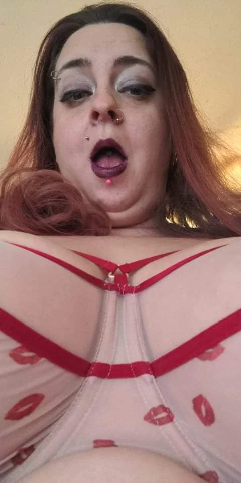 KrystaKurves's avatar