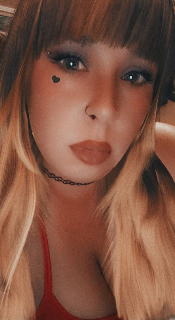 Nicole Pepper's avatar