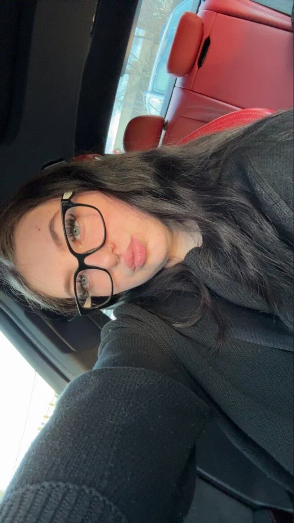 elizabeth's avatar