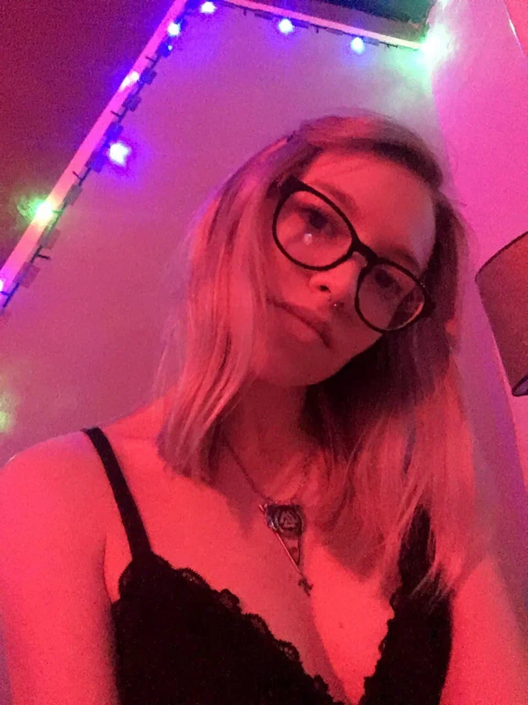 Angel😇's avatar