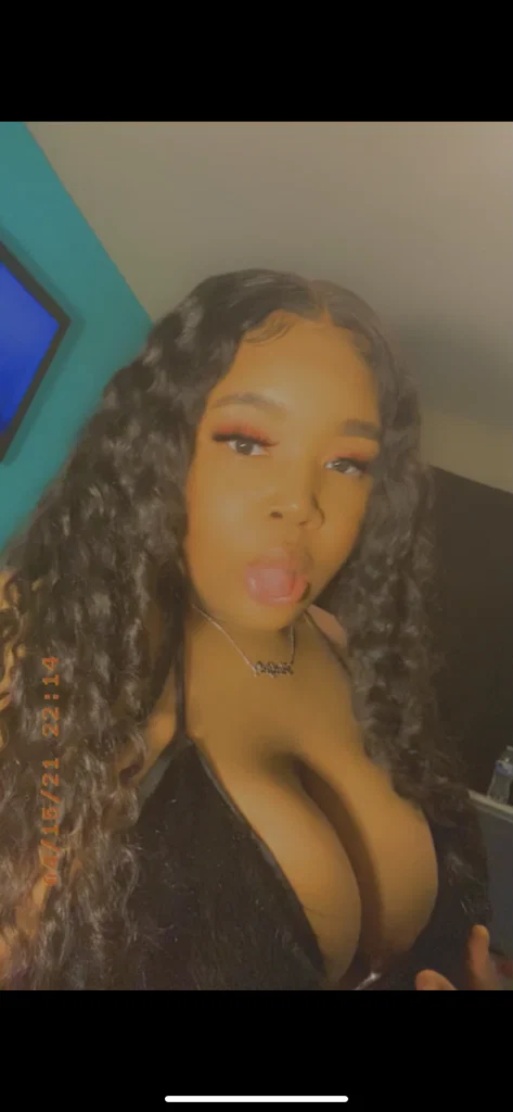 I Am Chanel💕's avatar