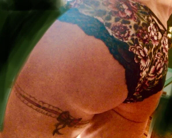 Foxy Delores profile banner
