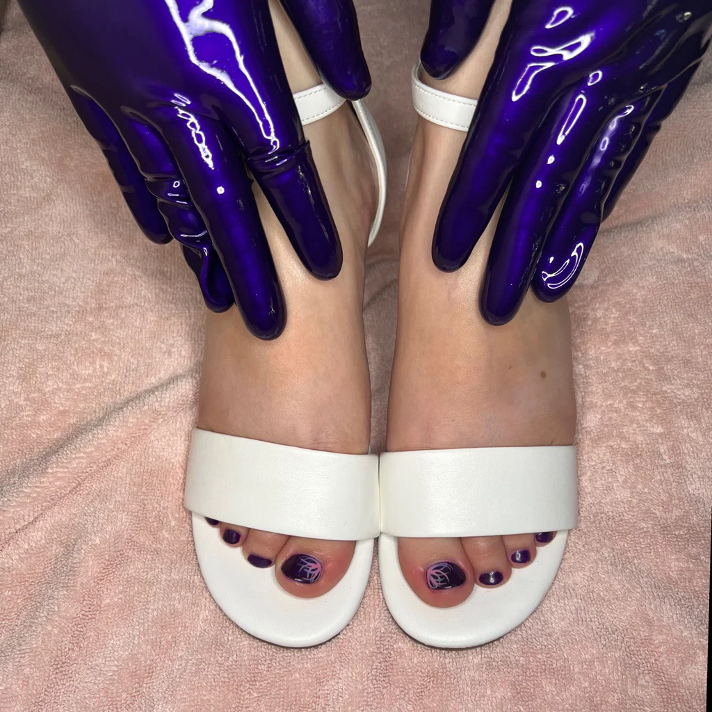 Kinky Fetish Mistress's avatar