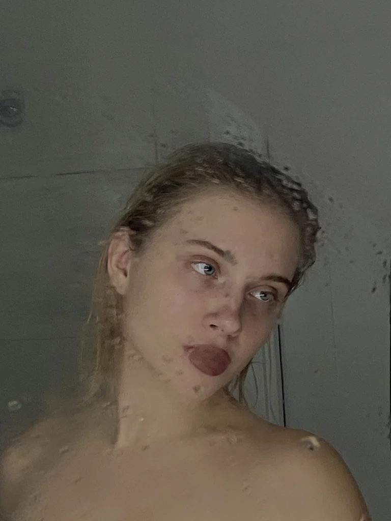 ShawtyBadGirl's avatar