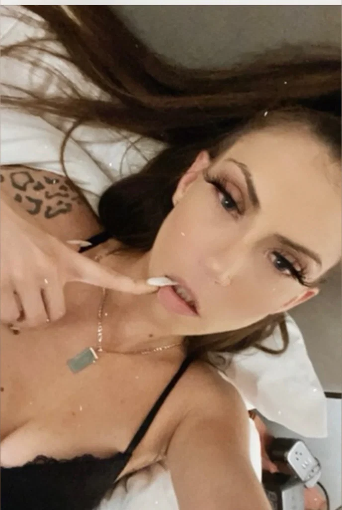 ☟ 𝕃 𝔸 𝔻 𝕪 ꫛ Ｌａｙｌａ™☟'s avatar