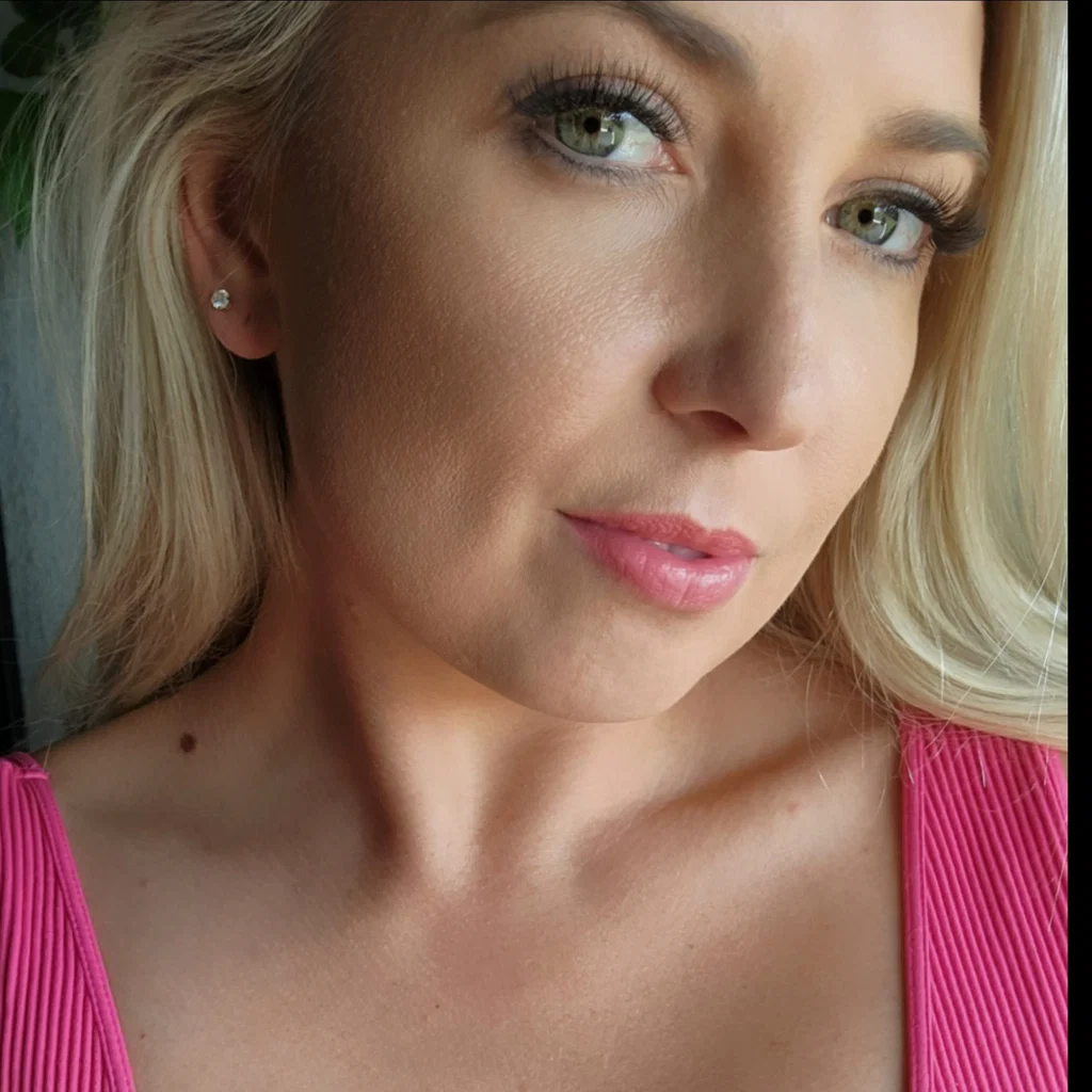 Heather Hendrix's avatar