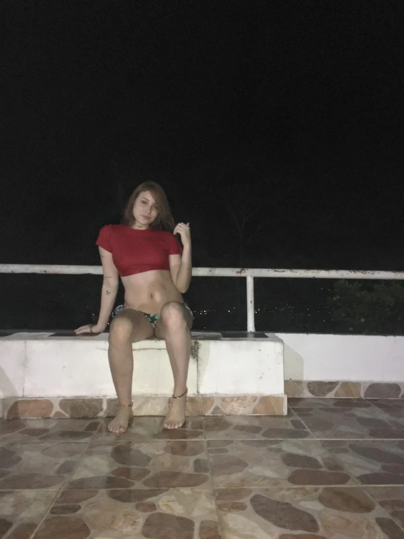 Giselle vallejo profile banner