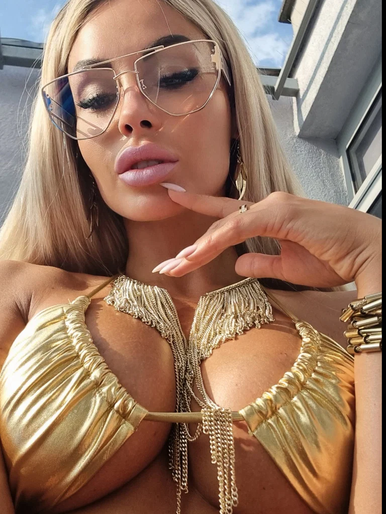 Maria Dreamgirl's avatar