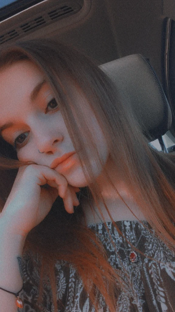 Nikki ✘