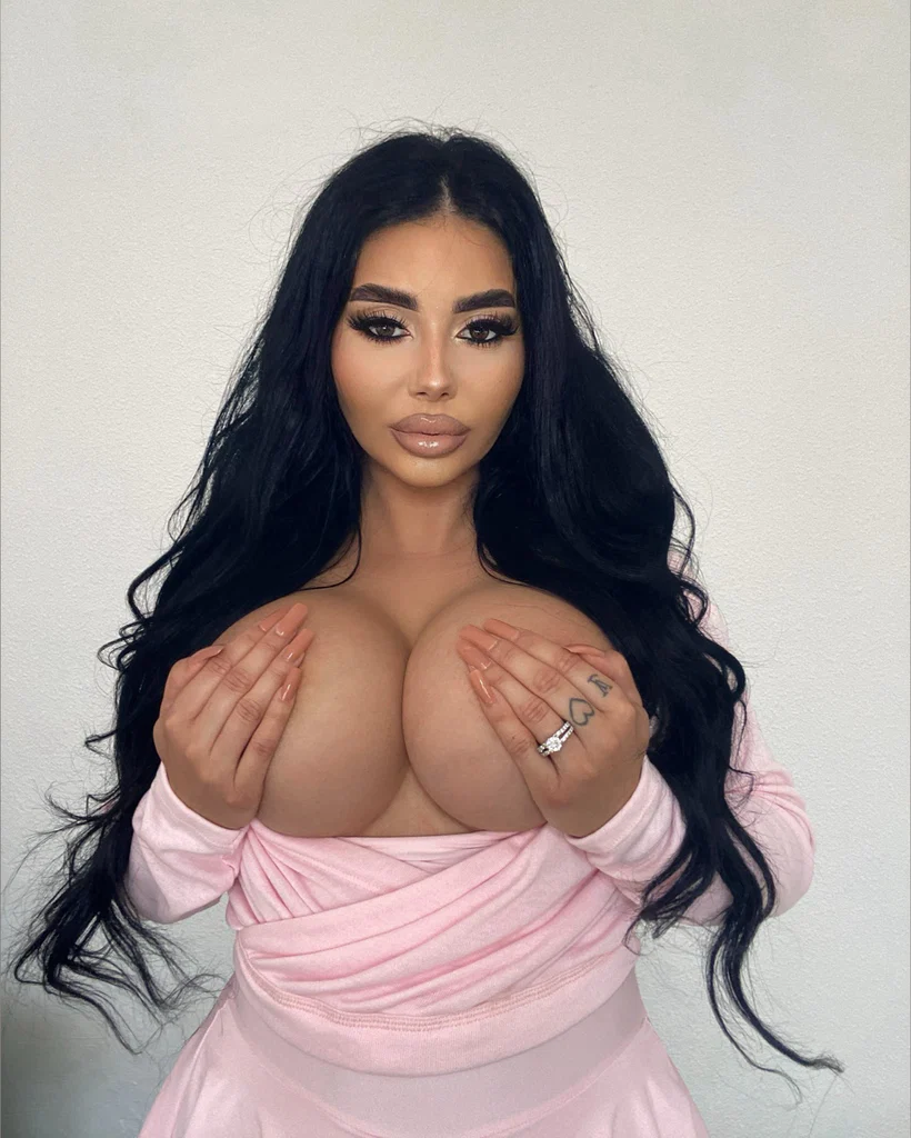 Your Doll 🍒💦