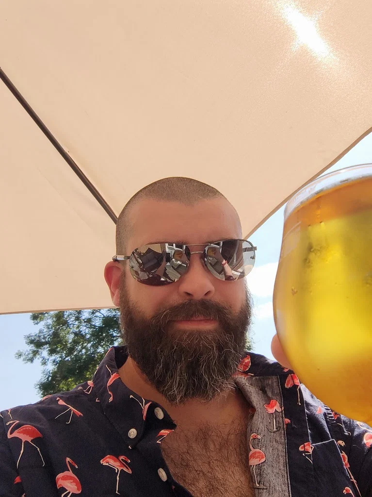 Paul and naughty wife R 🥵😈😍's avatar