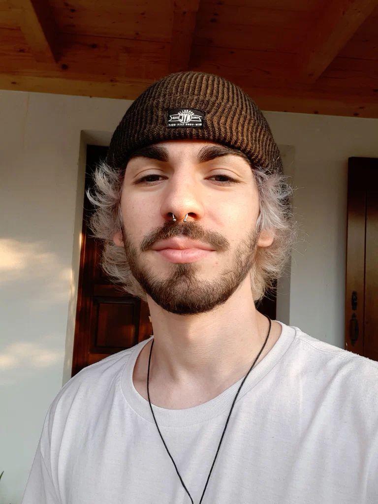 White Hair Guy's avatar