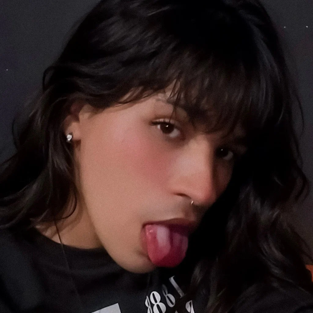 aKira's avatar