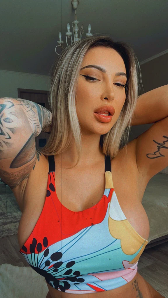 blond_elle's avatar