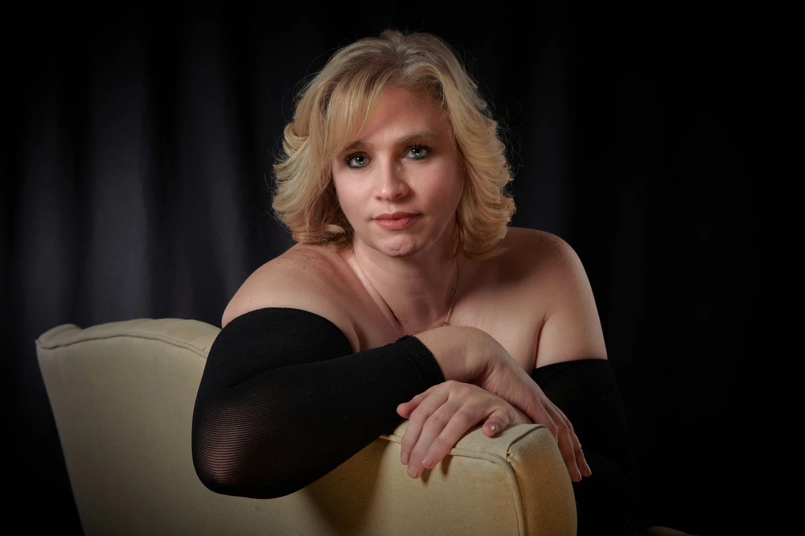 Hot 70s Girl profile banner