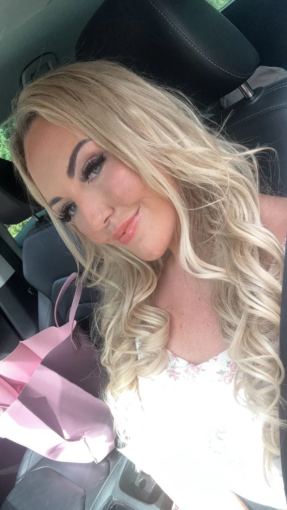 Ellen Blonde XXX