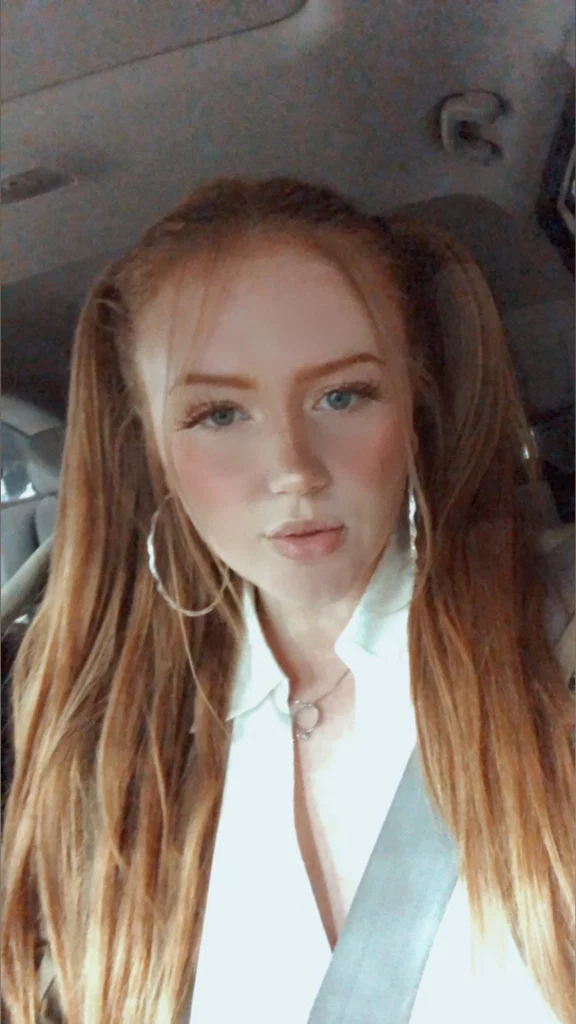 Lacey 💫's avatar