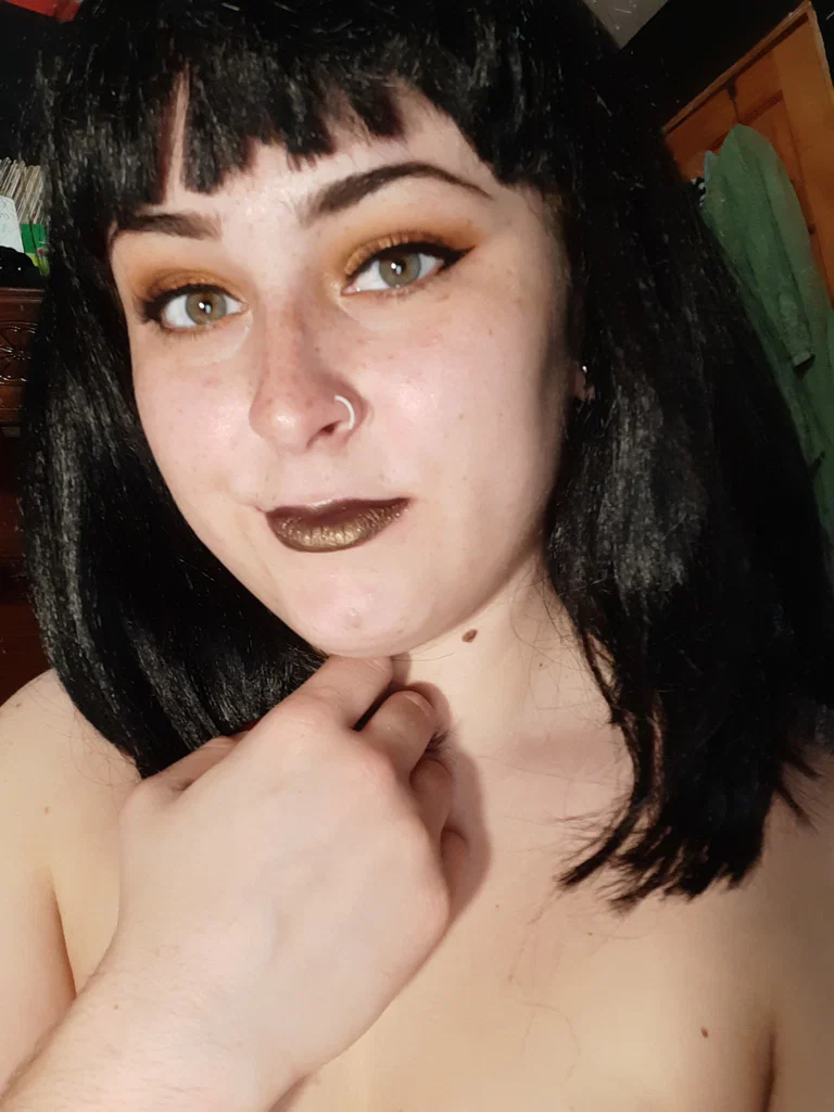 Fraulein Klara's avatar