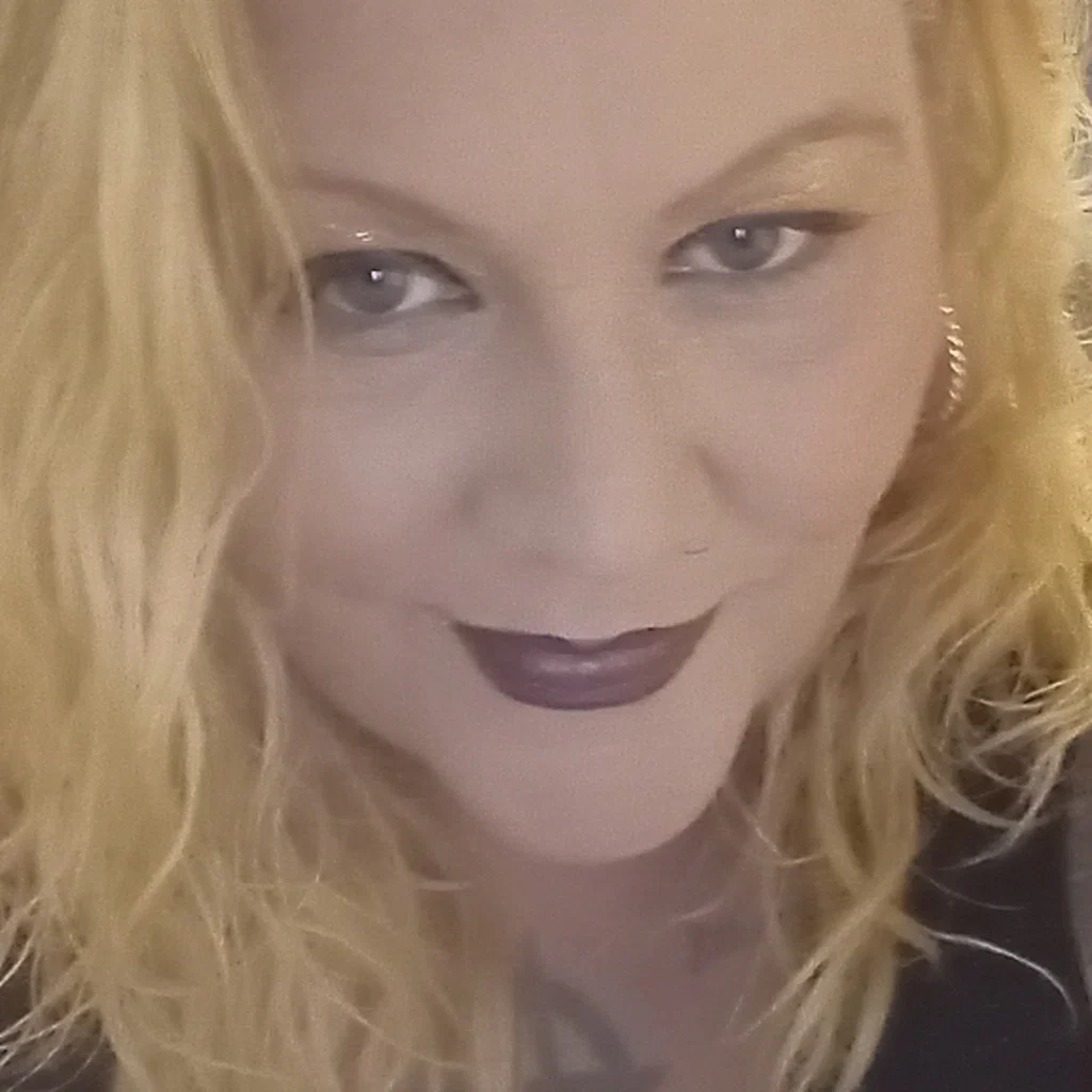 Raya Rollins's avatar