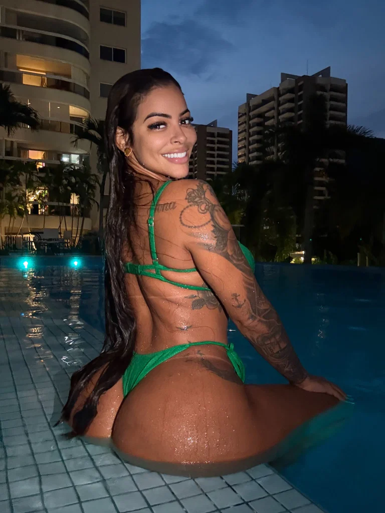 Stephanie Silveira