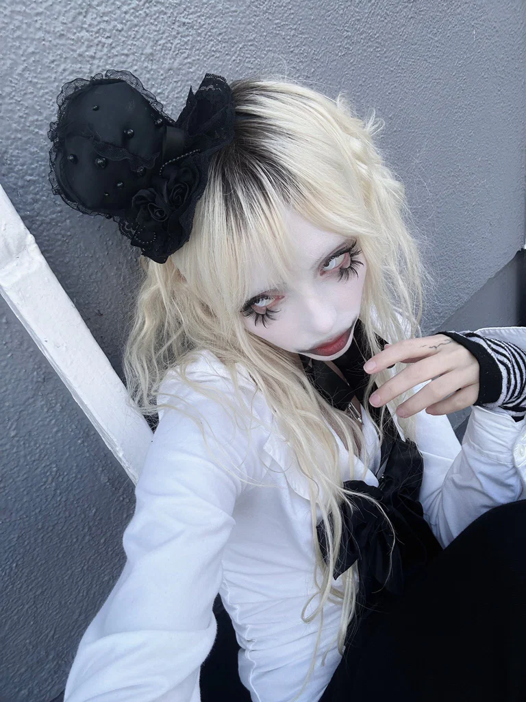 vampire fang ♠️'s avatar