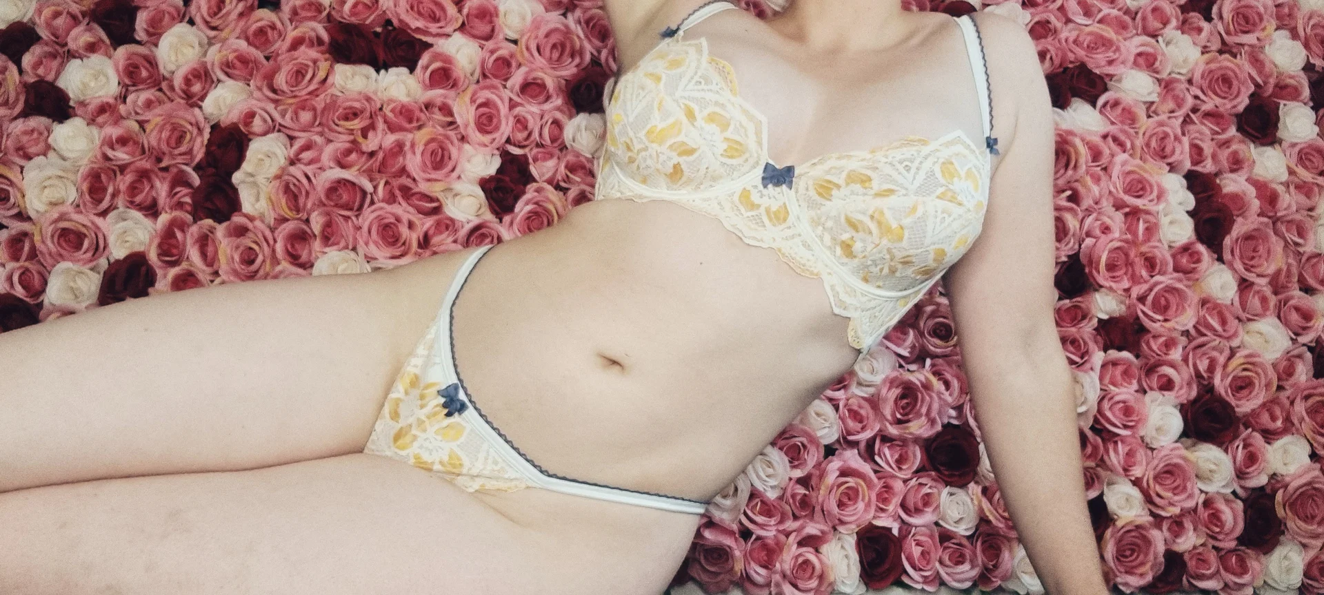 Casper the friendly hoe profile banner