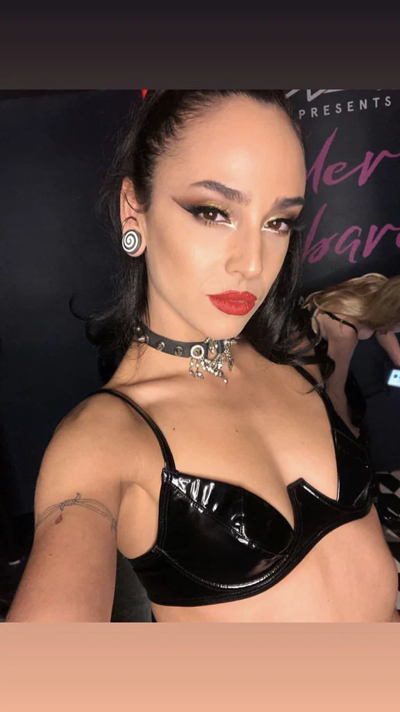 Miss Whip's avatar