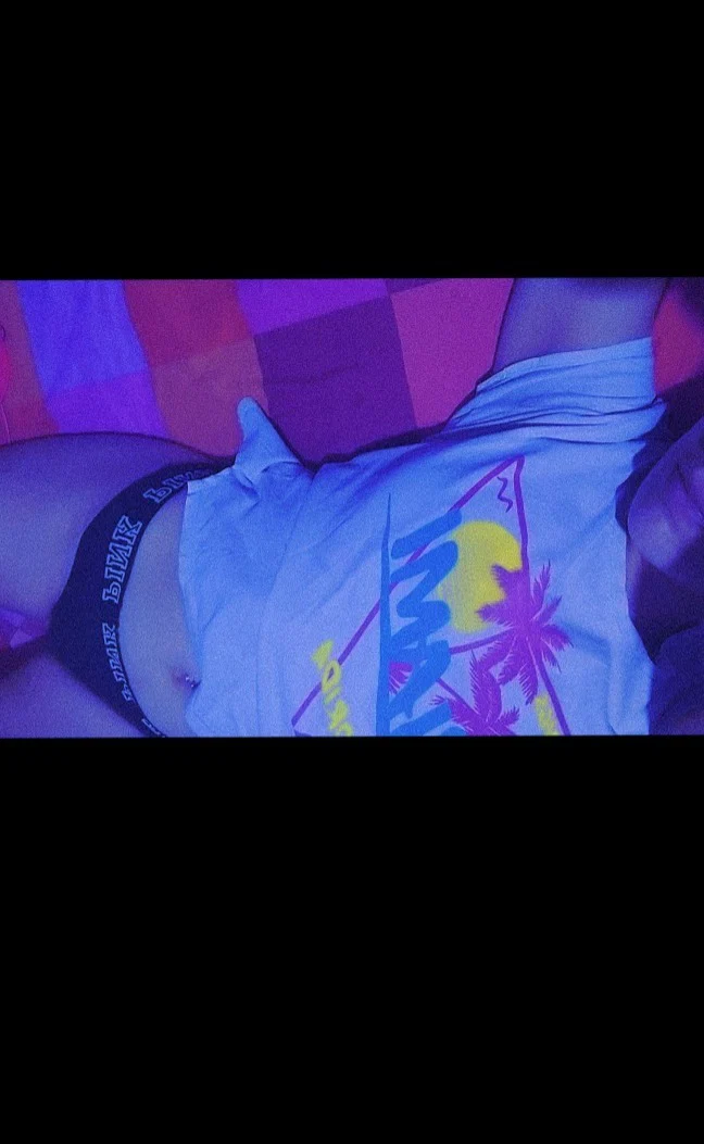 A N G I E x HOT x profile banner
