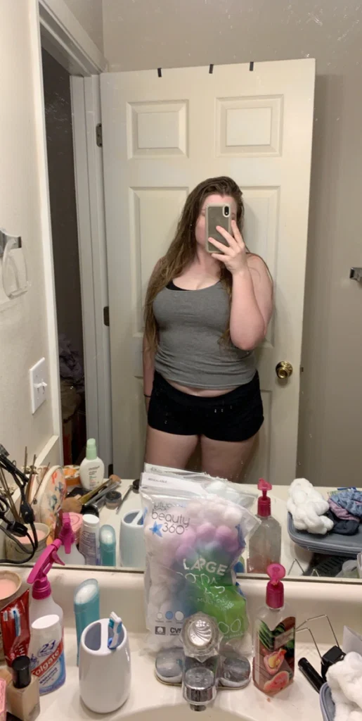 alexis nicolee's avatar