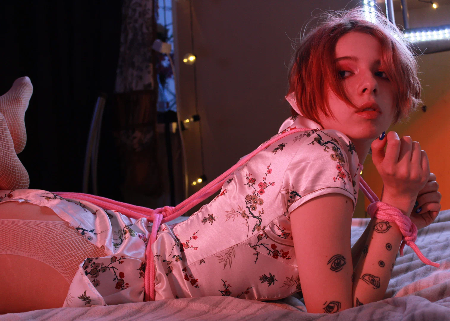 Roxanna Fox profile banner