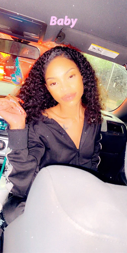 Monee's avatar