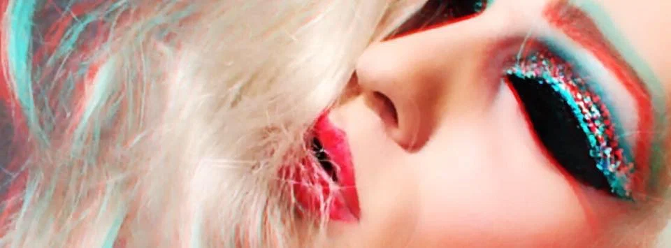 Gloria Hole profile banner