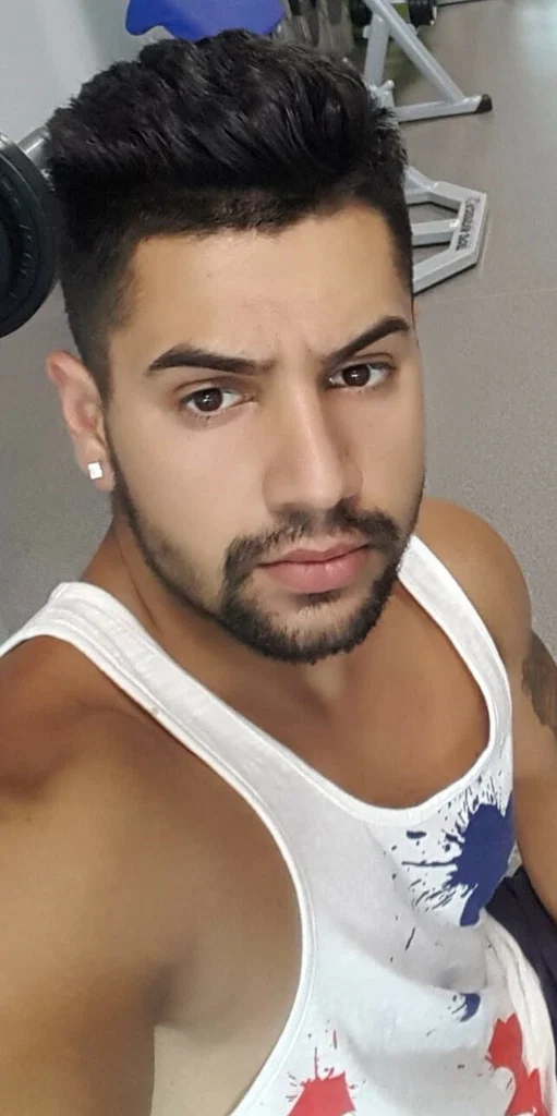 Aysha”s Boyfriend's avatar