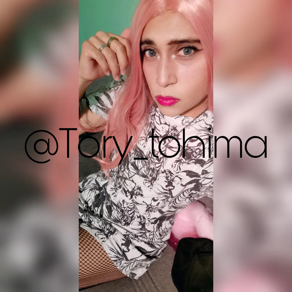 Tory♥Gay's avatar