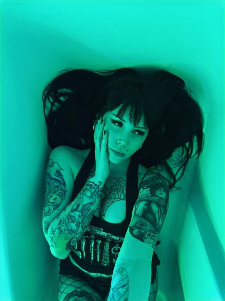 Pixie rotten's avatar
