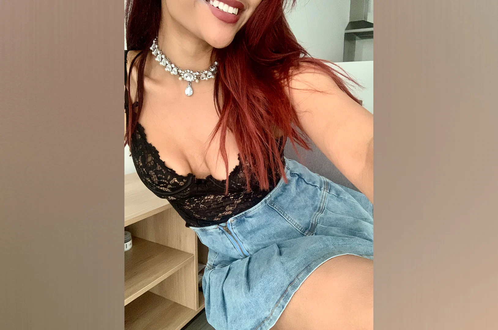 THE INDIAN VIXEN - FREE PAGE profile banner