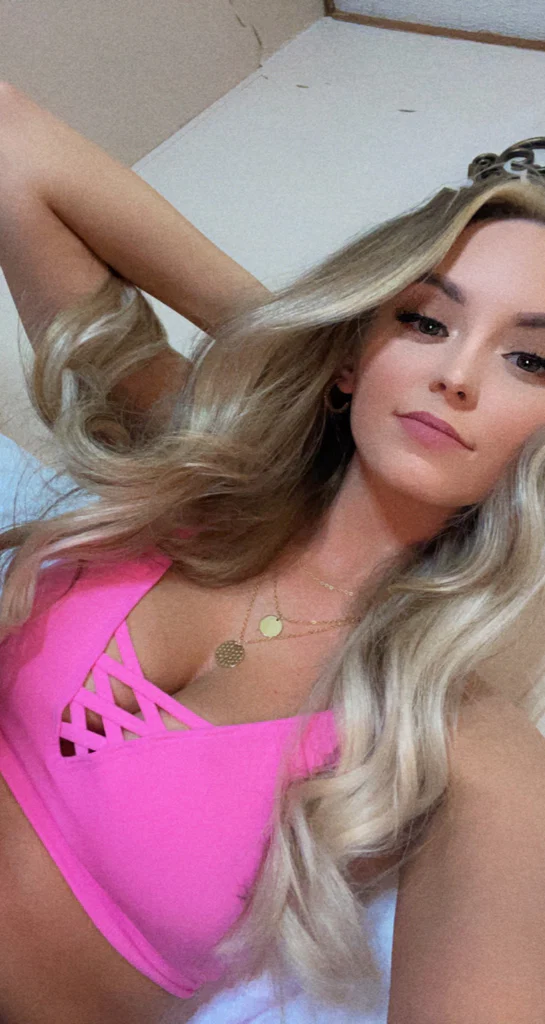 Melanie😘's avatar