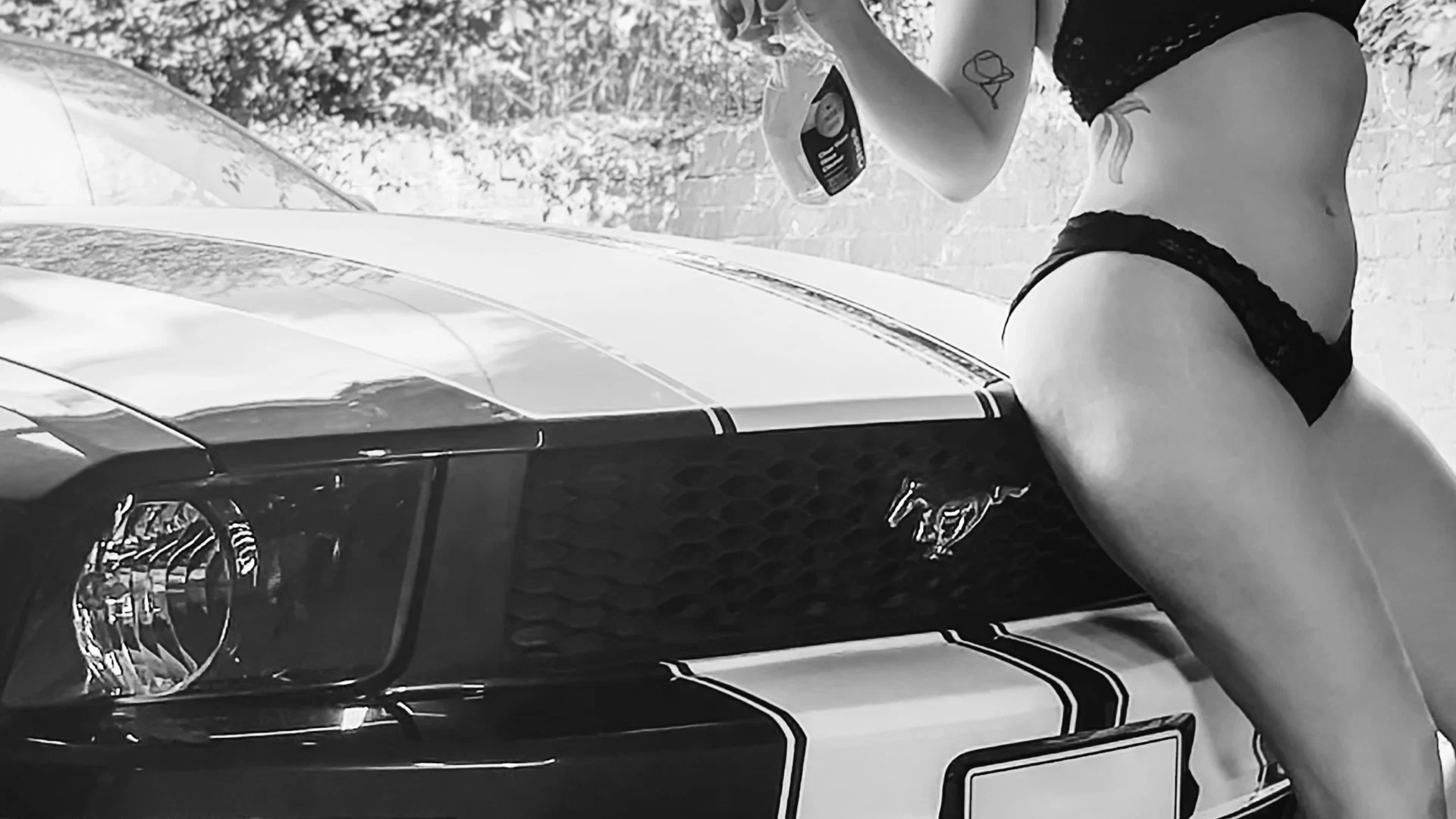 Flo ๐ธ profile banner