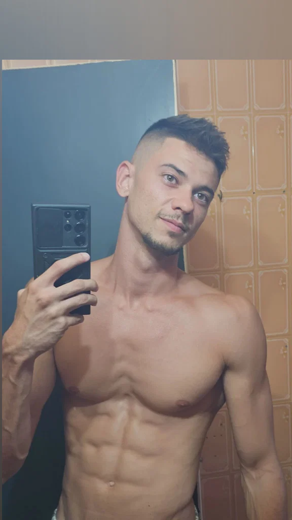 Tommy Cabrio (+18)'s avatar
