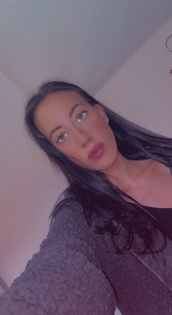 Emily brandon's avatar